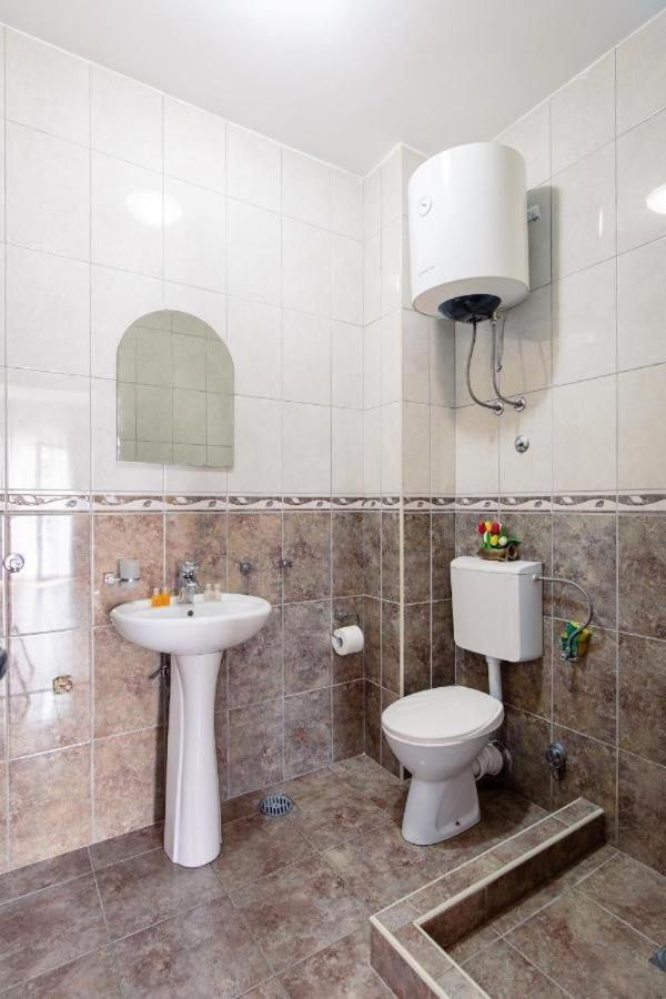 Apartmani Franeta Budva Exterior foto
